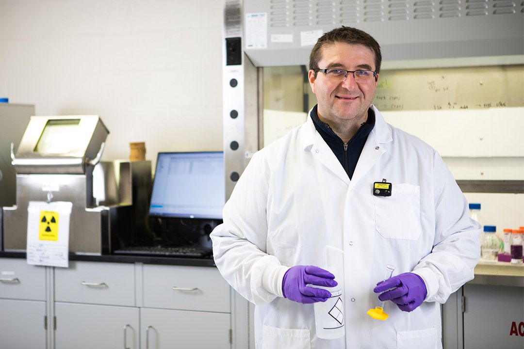 Dr. Chris Phenix (PhD), associate professor in USask's College of Arts and Science's department of chemistry receives funding through the Sylvia Fedoruk Canadian Centre for Nuclear Innovation to support his research in plant science and neurodegenerative diseases.